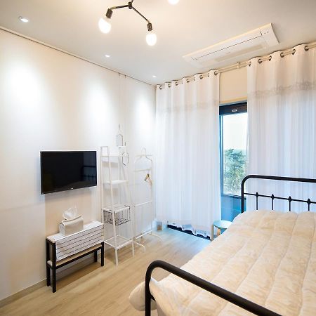 Jeju Feel Pension Bagian luar foto