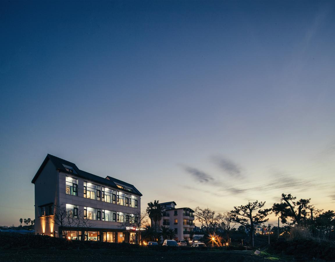 Jeju Feel Pension Bagian luar foto